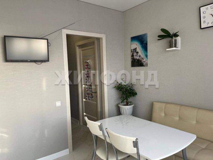 2-комн квартира Богдана Хмельницкого улица, д.155