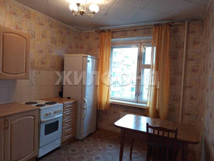 4-комн квартира Некрасова улица, д.1