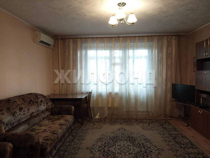 4-комн квартира Некрасова улица, д.1