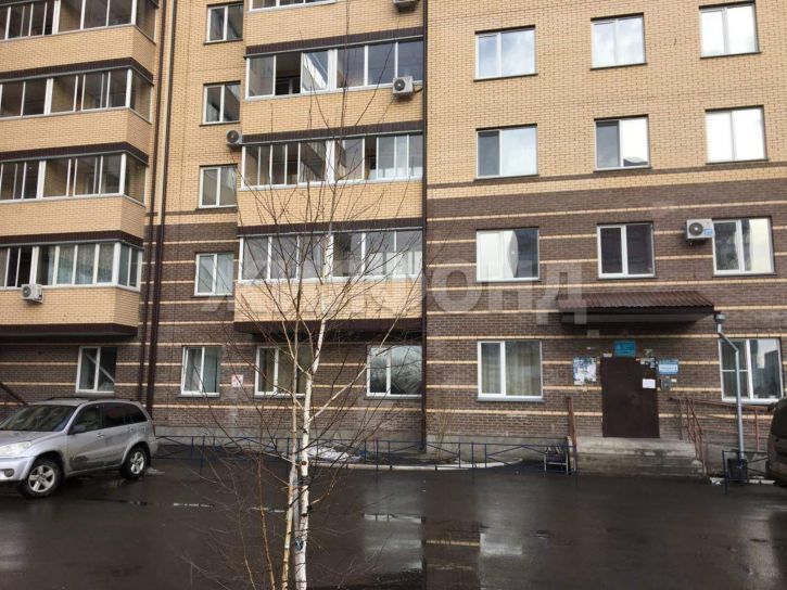 3-комн квартира Хакасская улица, д.167