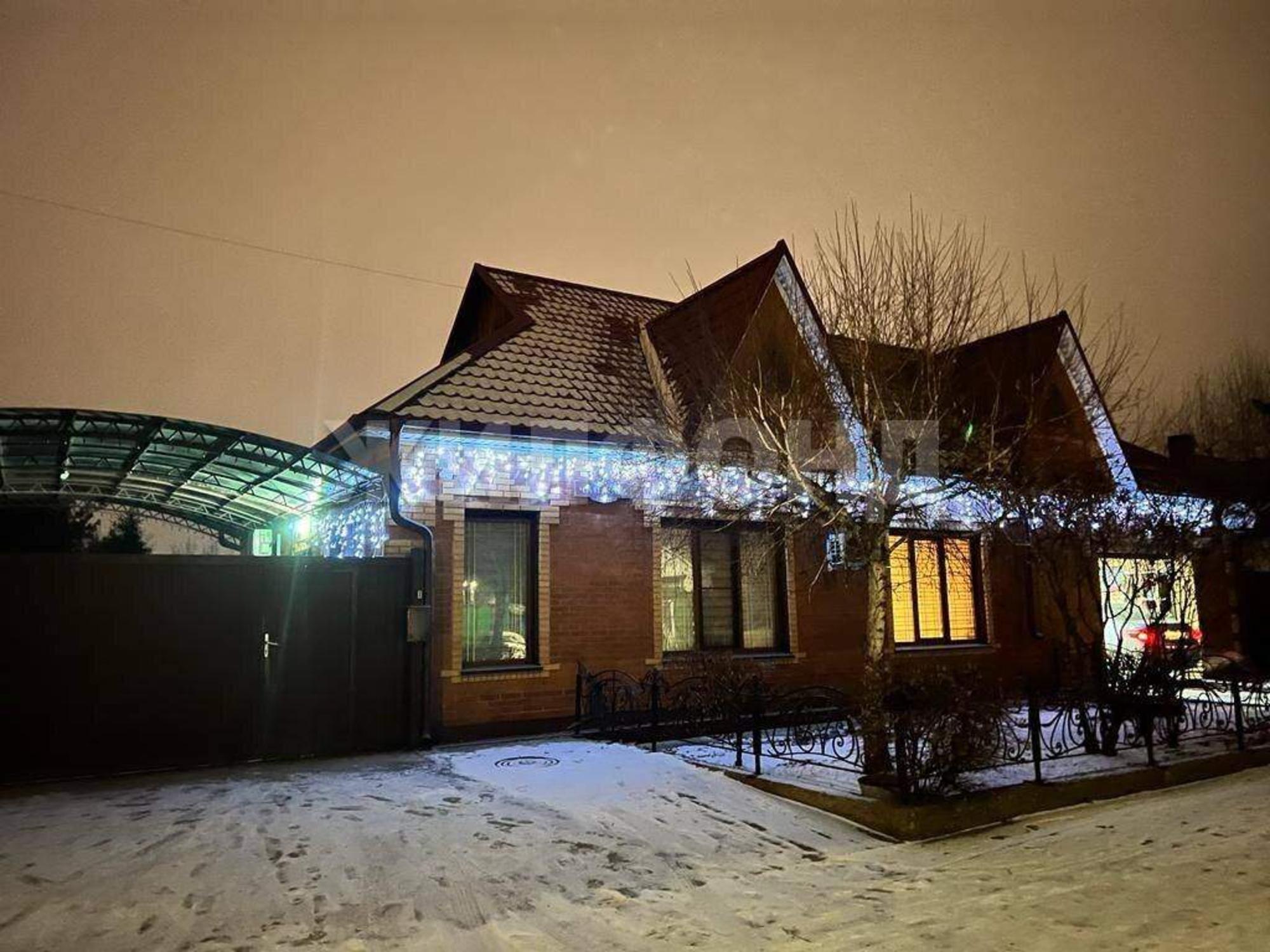 Купить дачу, дом, коттедж за 15 000 000 рублей на Чебодаева улица, д.76