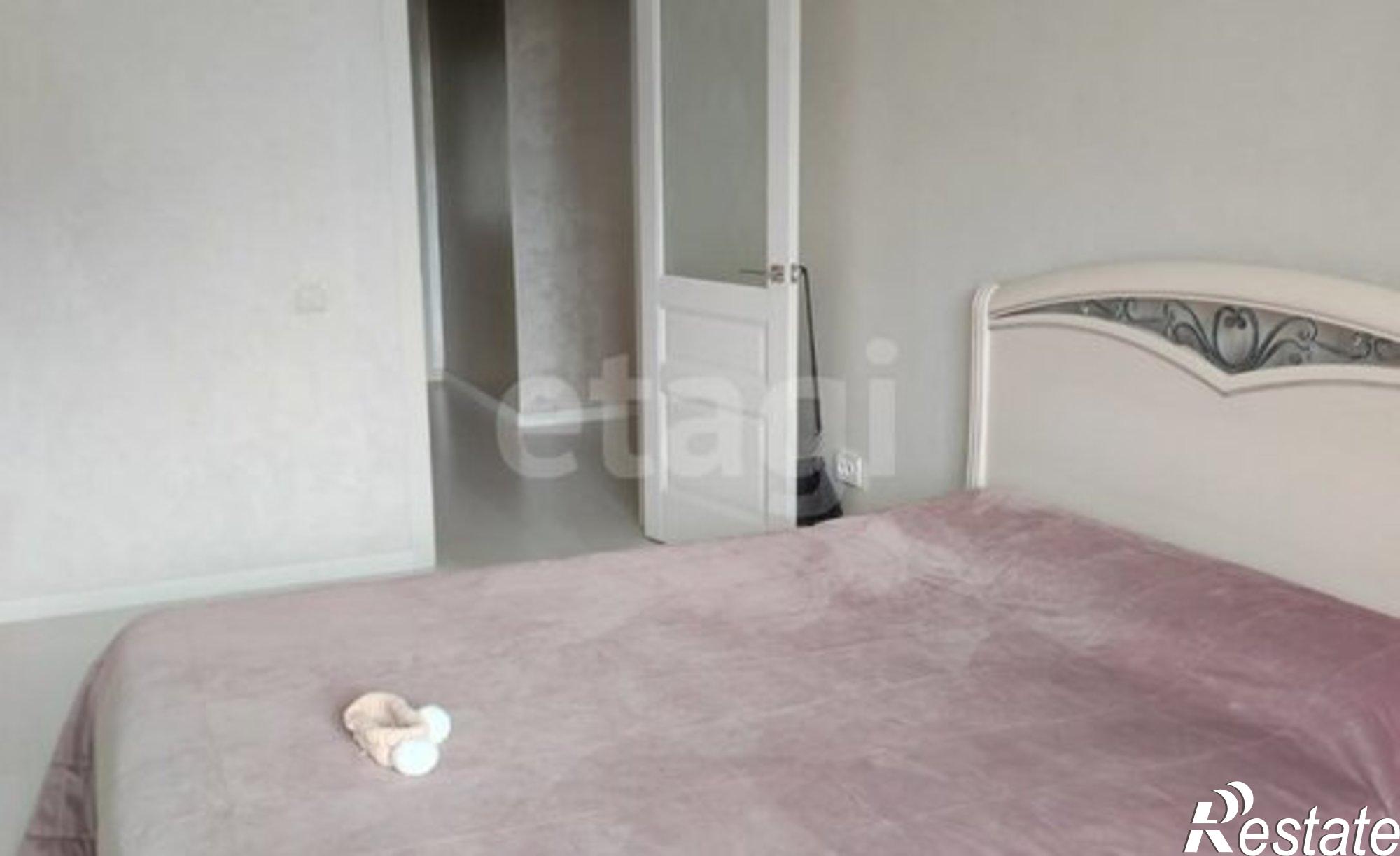 Купить квартиру за 12 000 000 рублей на улица Авиаторов, 8