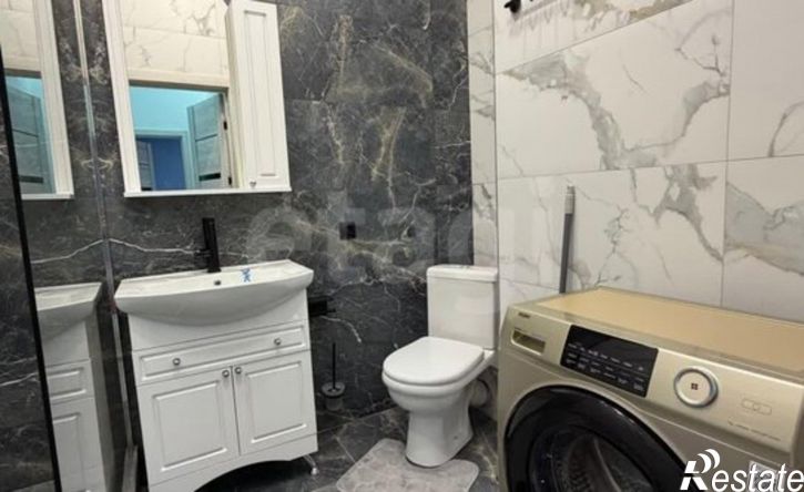 2-комн квартира улица Авиаторов, 1Г,  д. 1Г