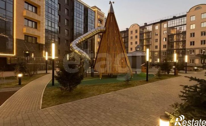 2-комн квартира улица Авиаторов, 1Г,  д. 1Г