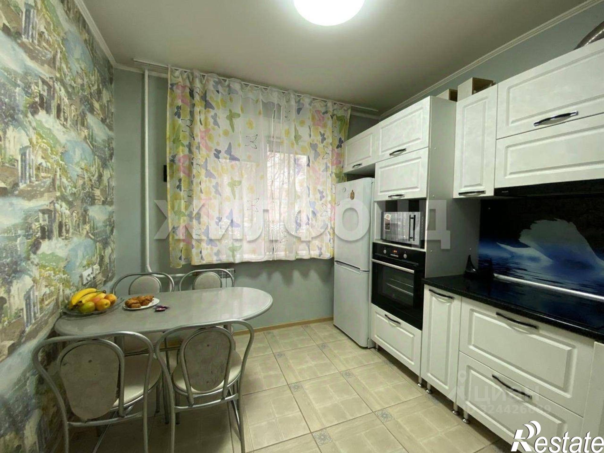 Купить квартиру за 6 300 000 рублей на улица Комарова, 18