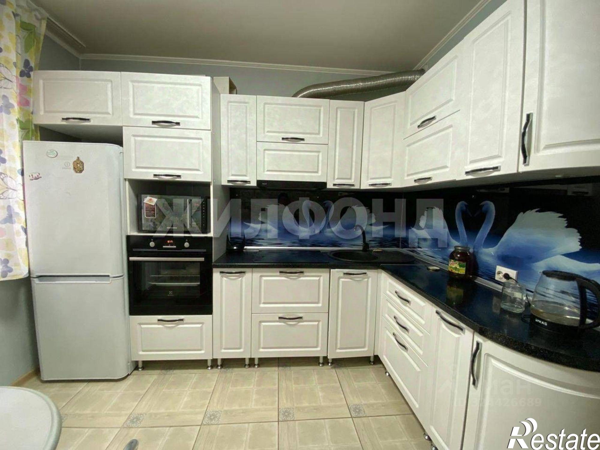 Купить квартиру за 6 300 000 рублей на улица Комарова, 18