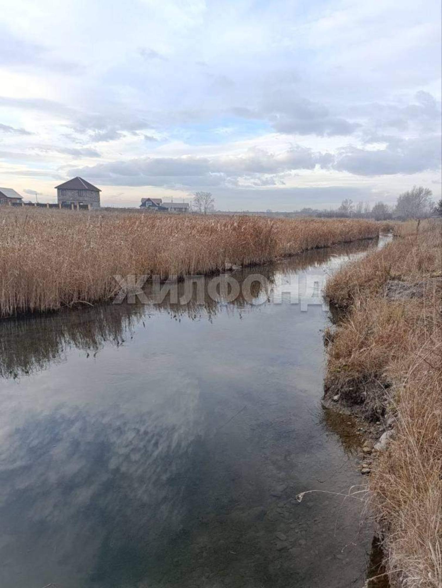 Купить дачу, дом, коттедж за 15 000 000 рублей на Снежная улица