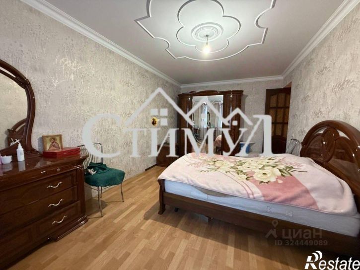 4-комн квартира улица Чехова, 54,  д. 54