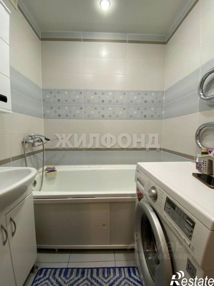 3-комн квартира улица Комарова, 18,  д. 18