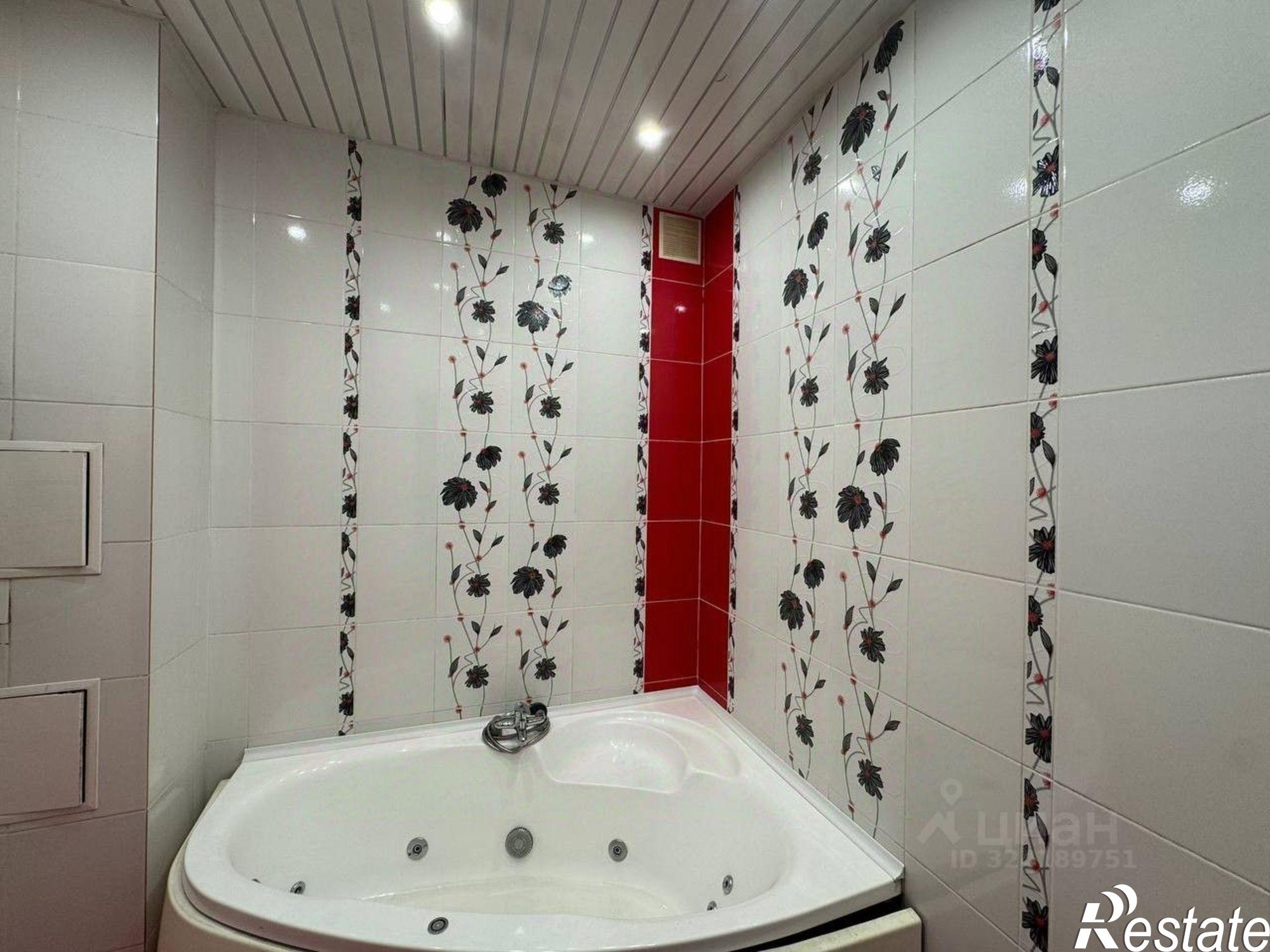 Купить квартиру за 6 800 000 рублей на улица Торосова, 15