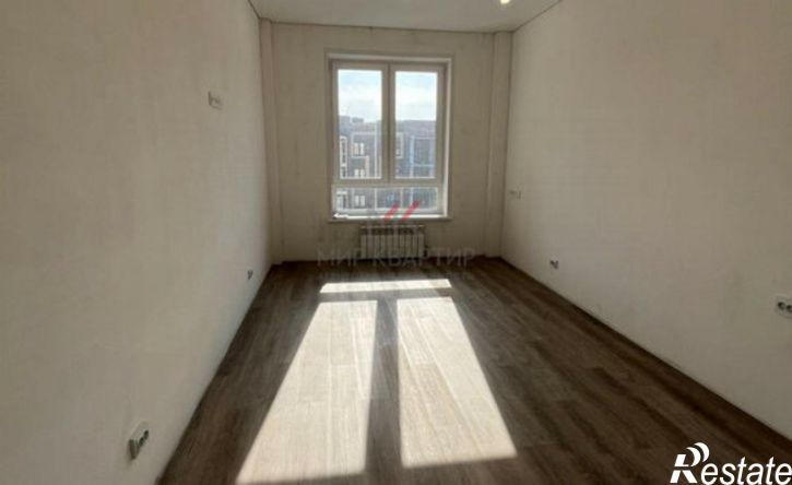 3-комн квартира улица Генерала Тихонова, 14,  д. 14