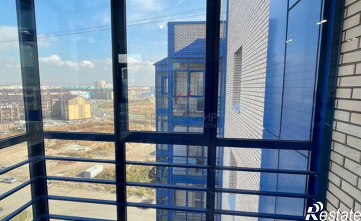 3-комн квартира улица Генерала Тихонова, 14,  д. 14