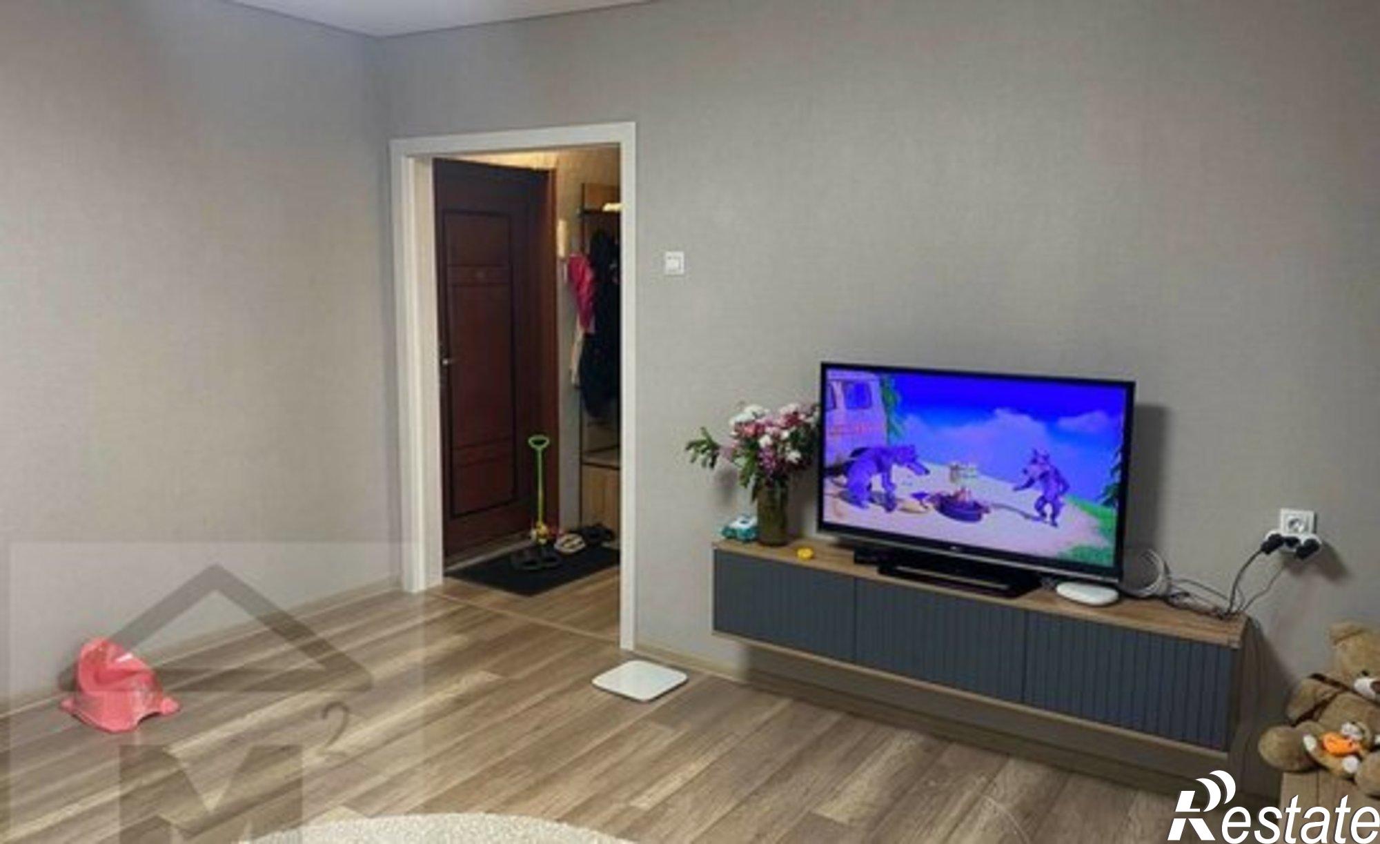 Купить квартиру за 5 300 000 рублей на улица Крылова, 73