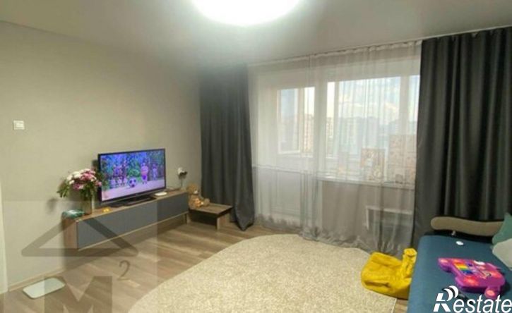 2-комн квартира улица Крылова, 73,  д. 73