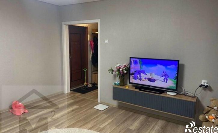 2-комн квартира улица Крылова, 73,  д. 73