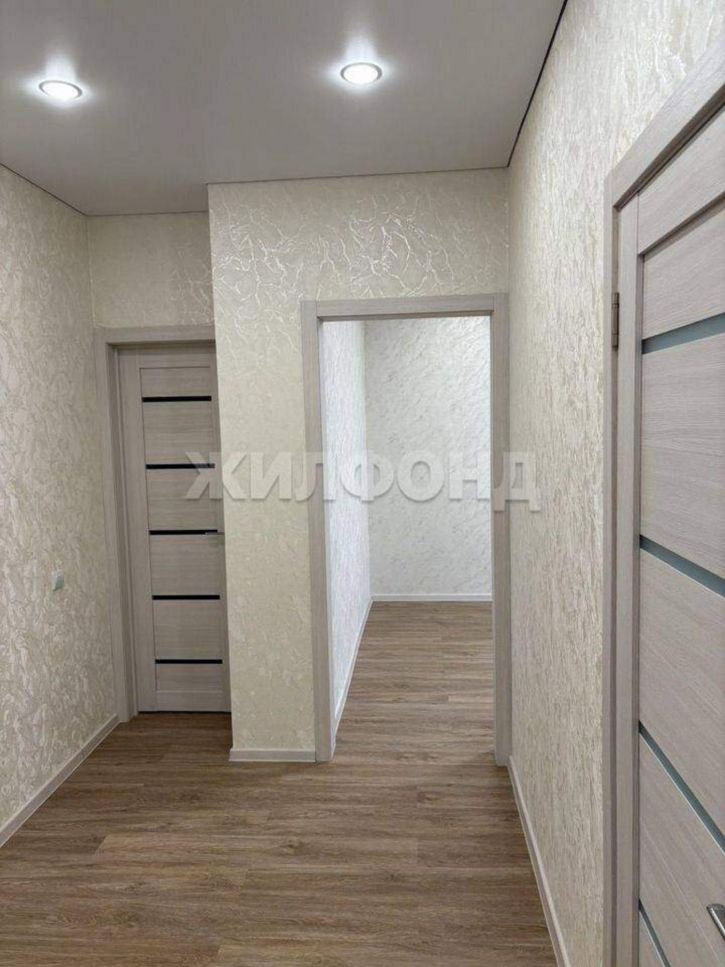 2-комн квартира Ленинского Комсомола улица, д.1