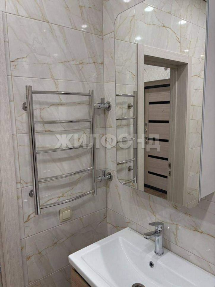 2-комн квартира Ленинского Комсомола улица, д.1