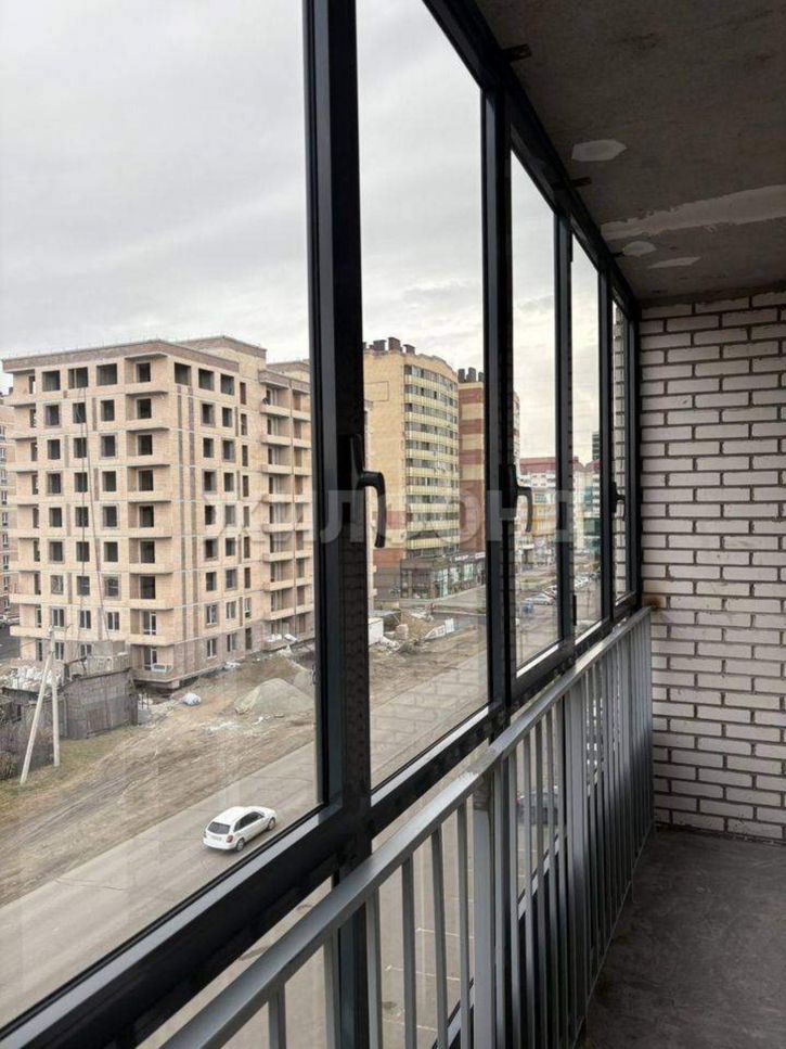 2-комн квартира Ленинского Комсомола улица, д.1