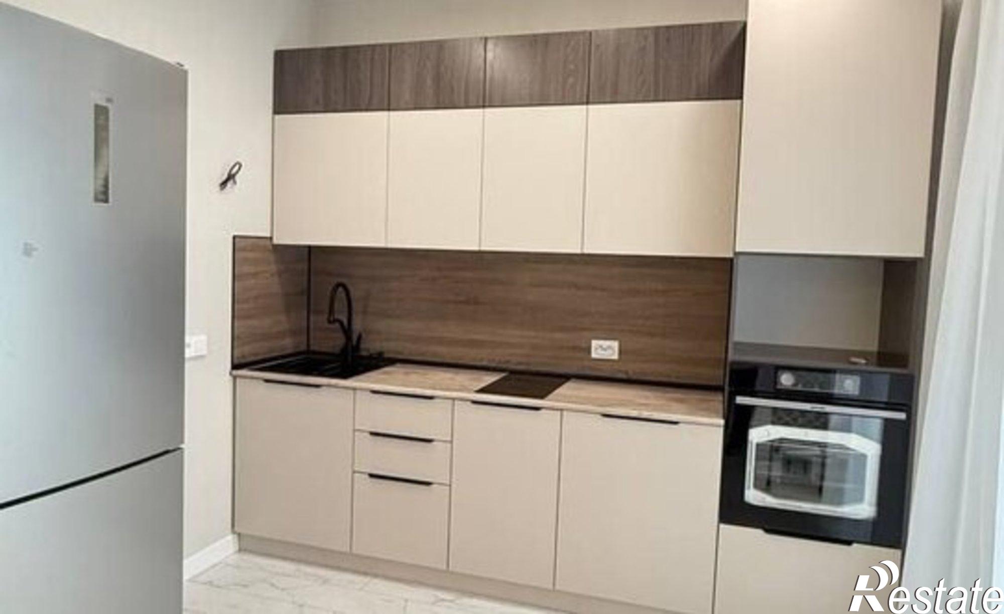 Купить квартиру за 8 950 000 рублей на ул Генерала Тихонова, 10/4