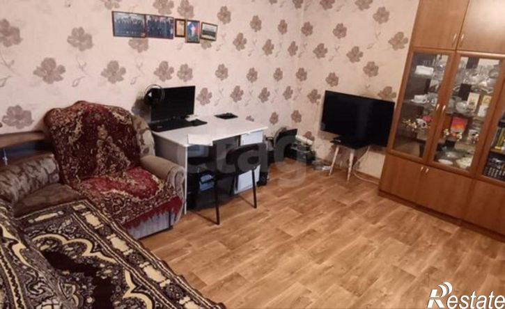 3-комн квартира ул Торосова, 4,  д. 4