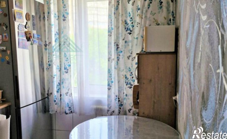 4-комн квартира улица Комарова, 2,  д. 2