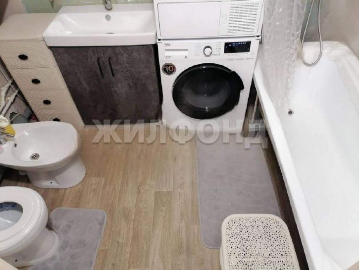 2-комн квартира Крылова ул., д.85