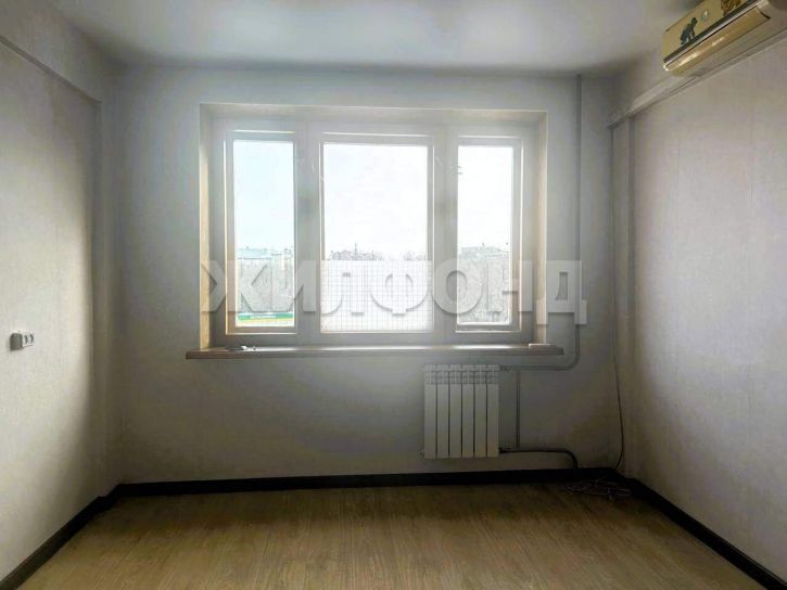 2-комн квартира Комарова улица, д.4