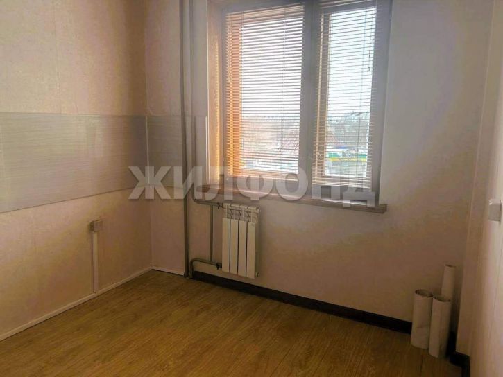 2-комн квартира Комарова улица, д.4