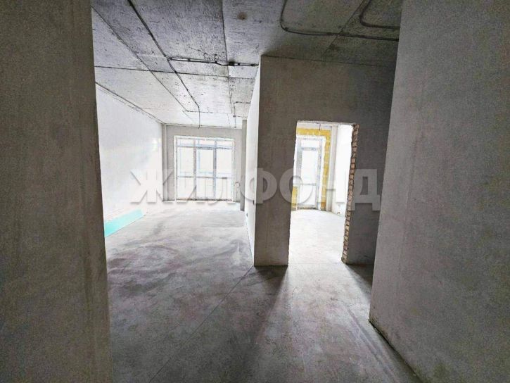 3-комн квартира Генерала Тихонова улица, д.14