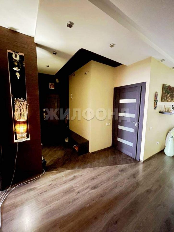 3-комн квартира Дружбы Народов проспект, д.39