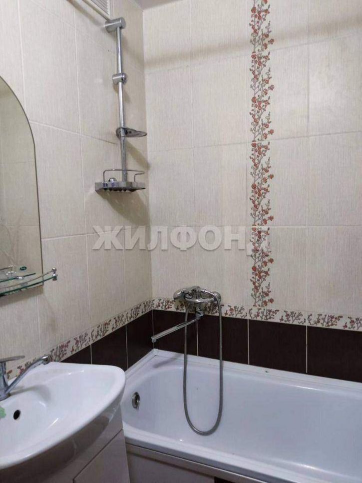 3-комн квартира Торосова улица, д.18