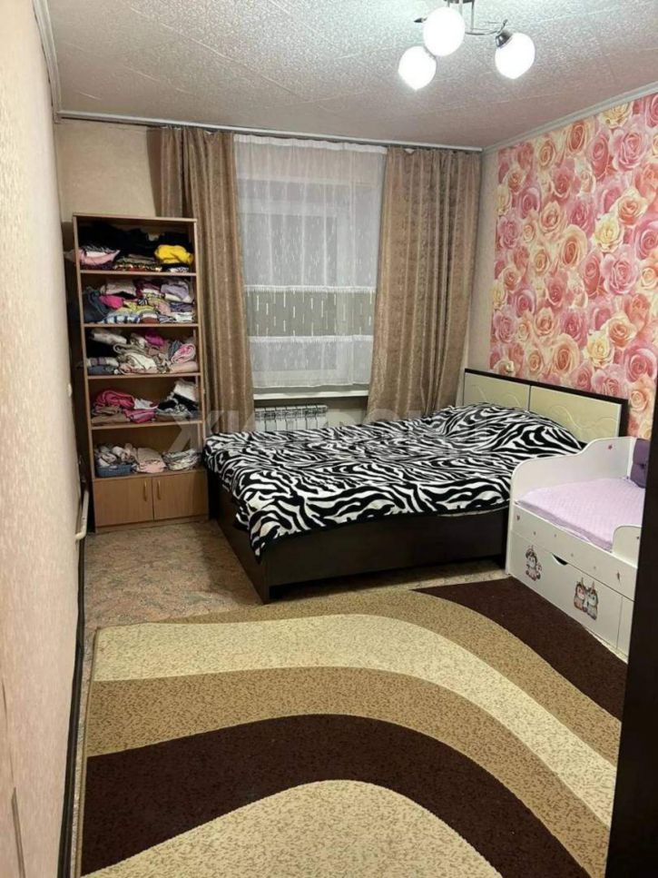 4-комн квартира Маршала Жукова улица, д.86