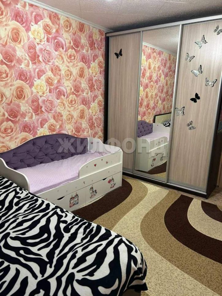 4-комн квартира Маршала Жукова улица, д.86