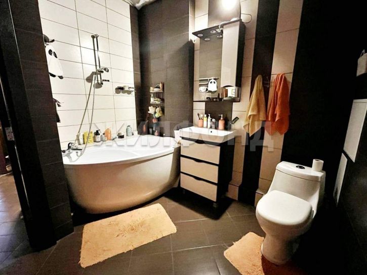 3-комн квартира Дружбы Народов проспект, д.39