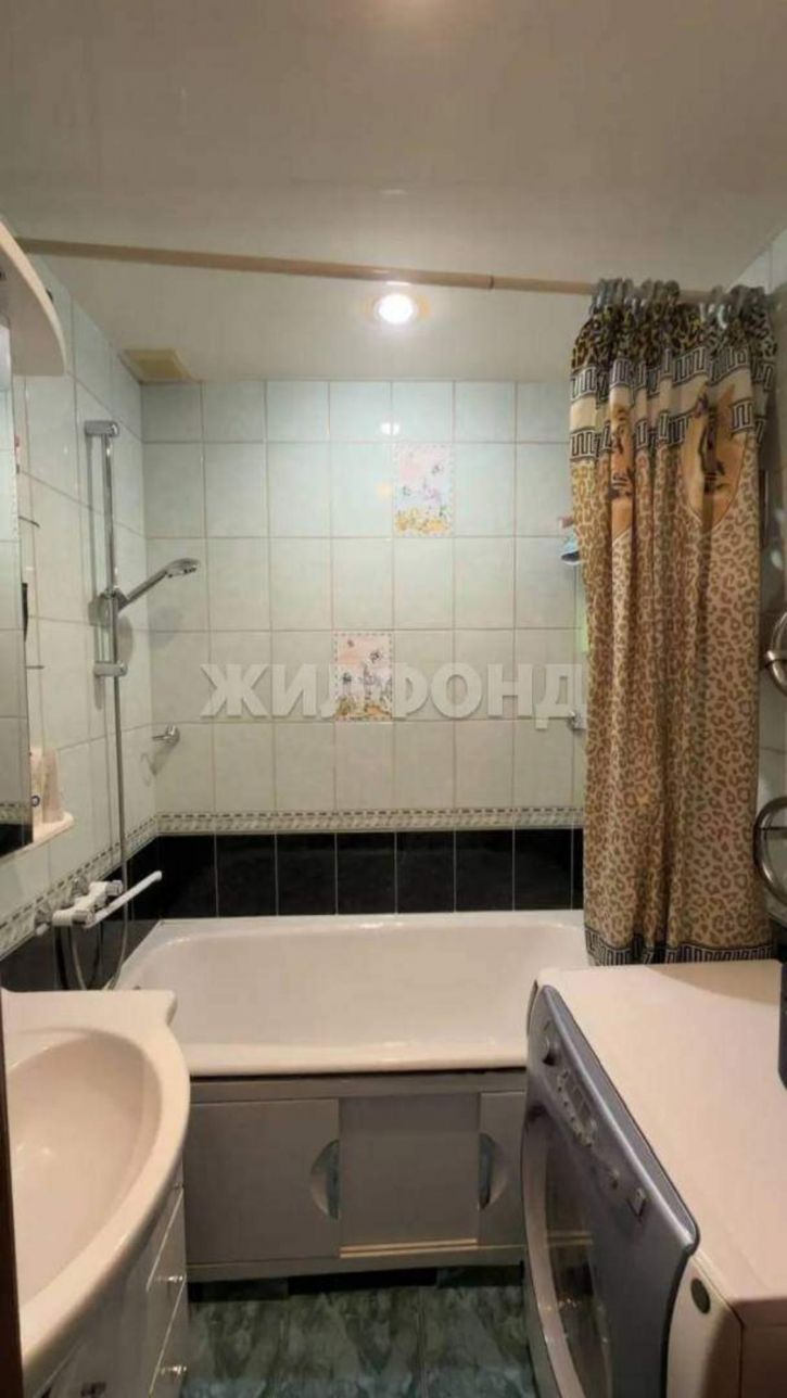 4-комн квартира Дружбы Народов проспект, д.23