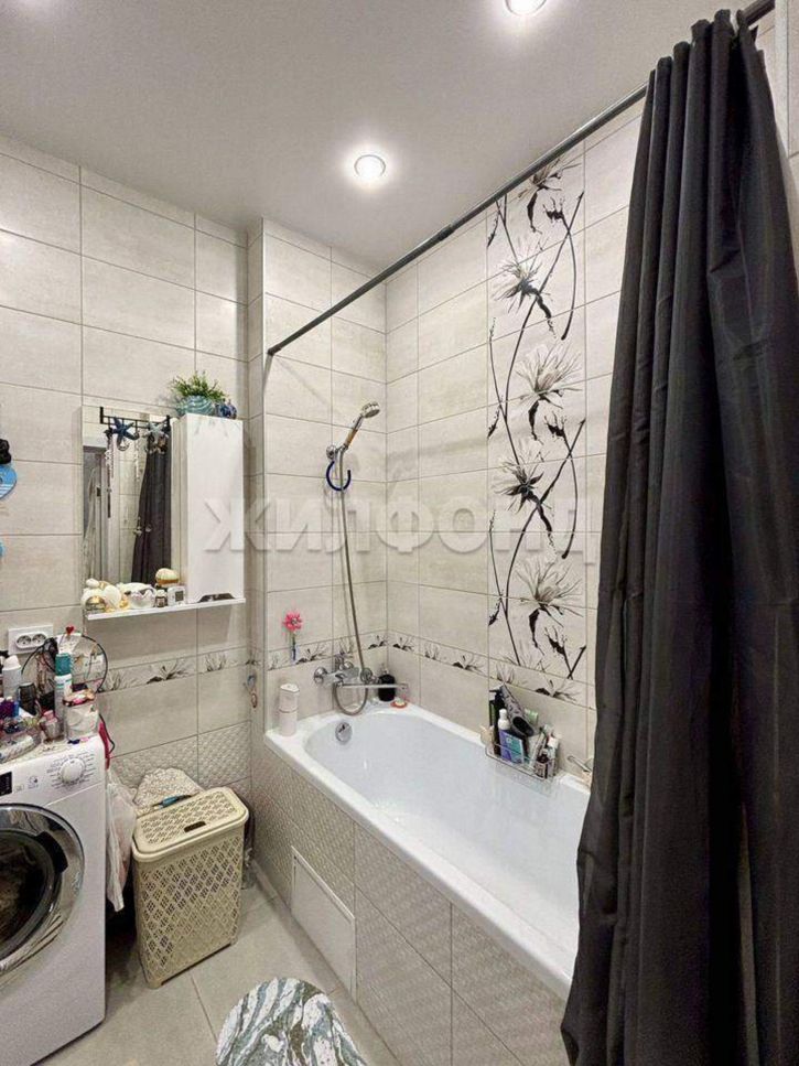 2-комн квартира Комарова улица, д.7Б