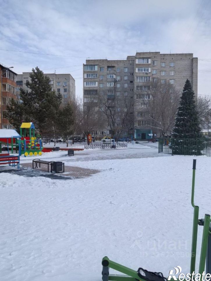 3-комн квартира улица Маршала Жукова, 82,  д. 82