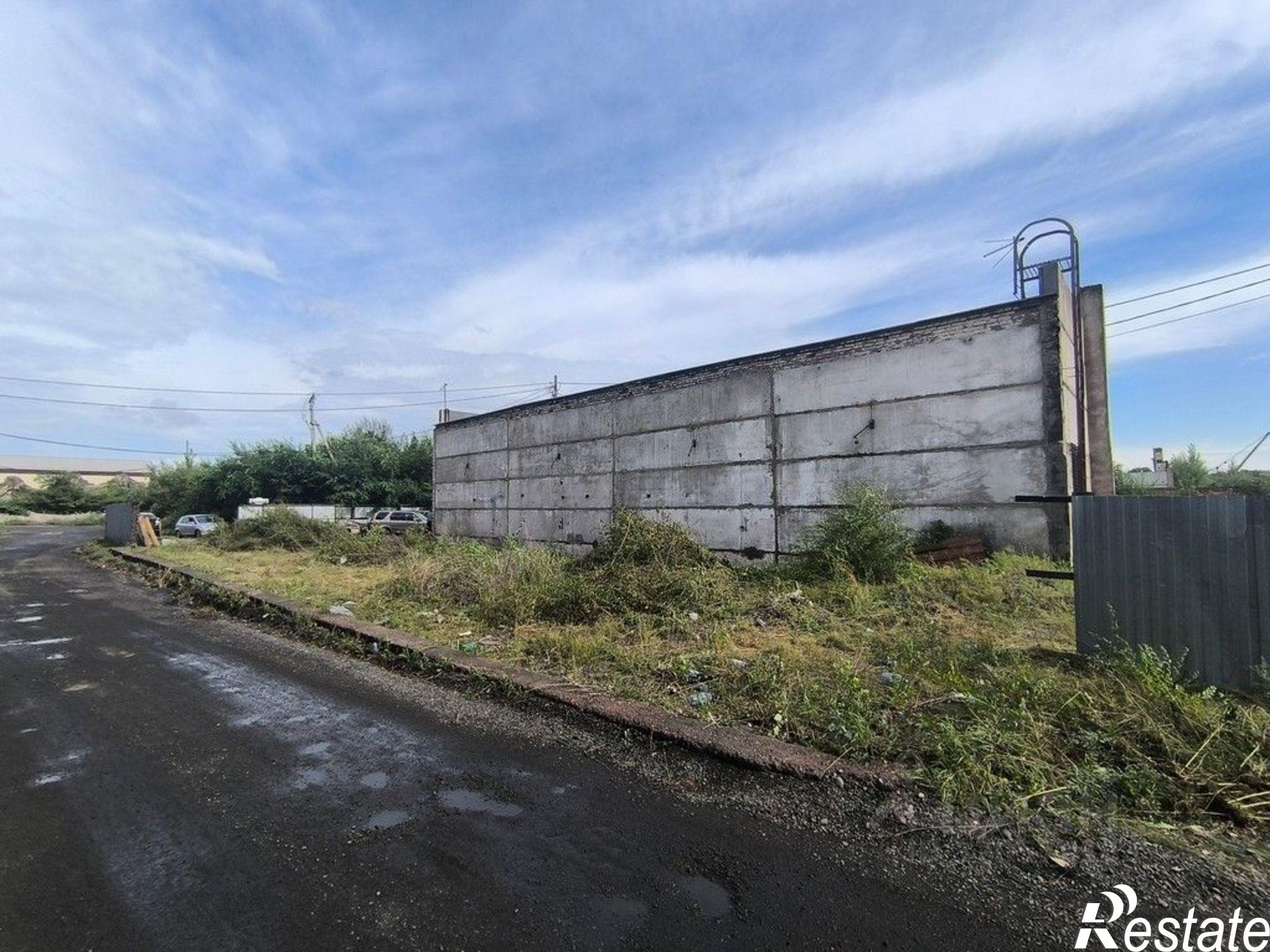 Купить складское помещение за 12 800 300 рублей на Складская улица