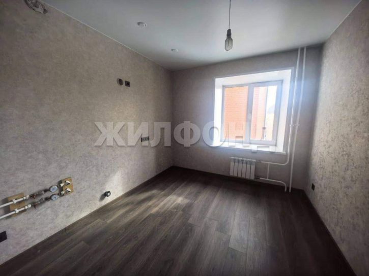 3-комн квартира Генерала Тихонова улица, д.6