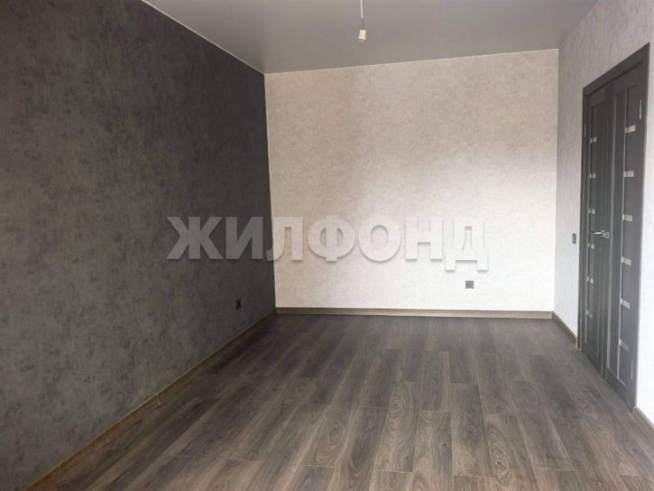 3-комн квартира Генерала Тихонова улица, д.6