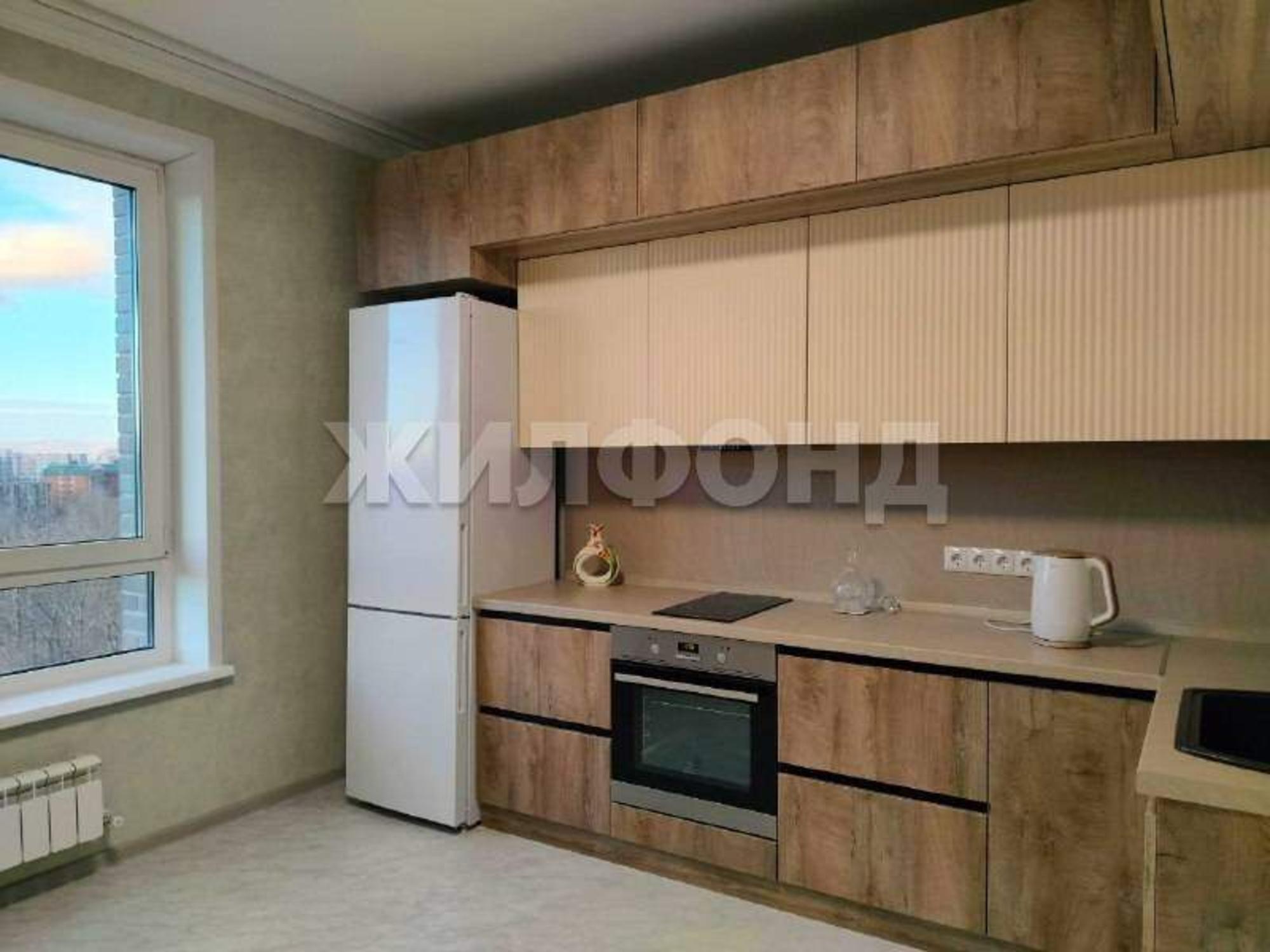 Купить квартиру за 7 500 000 рублей на Комарова улица, д.7Б