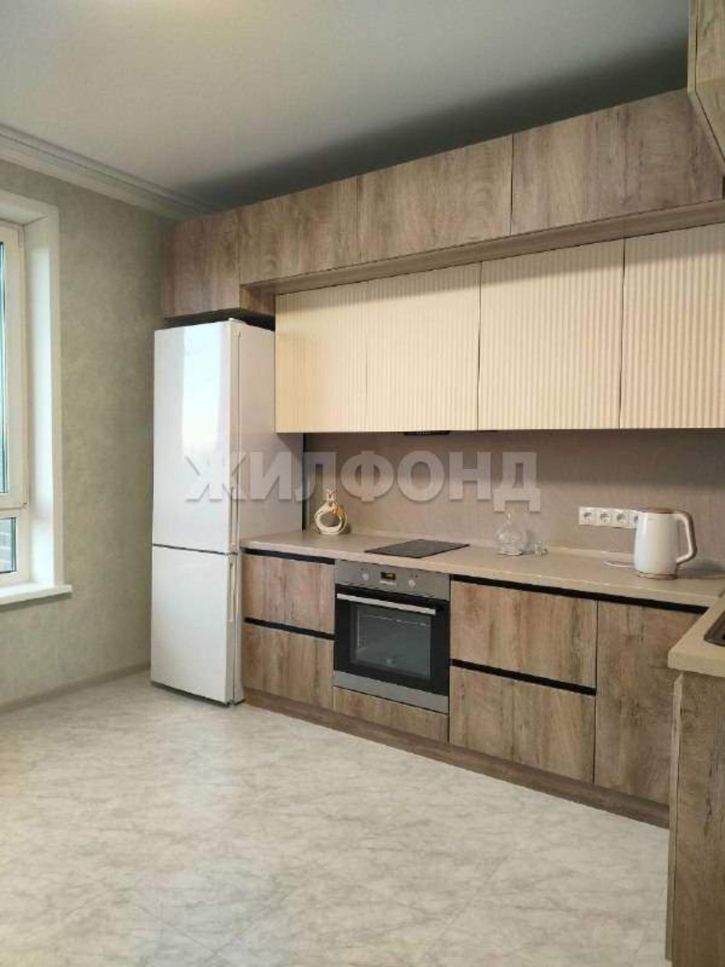 1-комн квартира Комарова улица, д.7Б