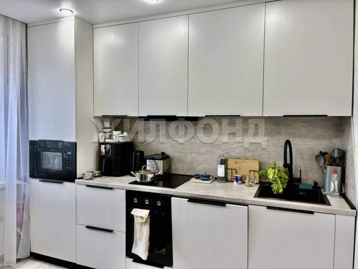3-комн квартира Пирятинская ул., д.17А