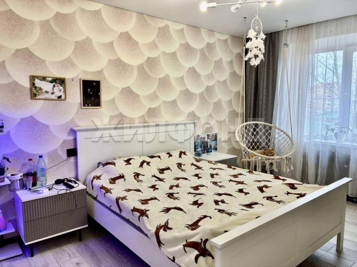 3-комн квартира Пирятинская ул., д.17А