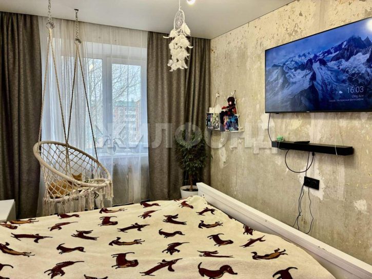3-комн квартира Пирятинская ул., д.17А