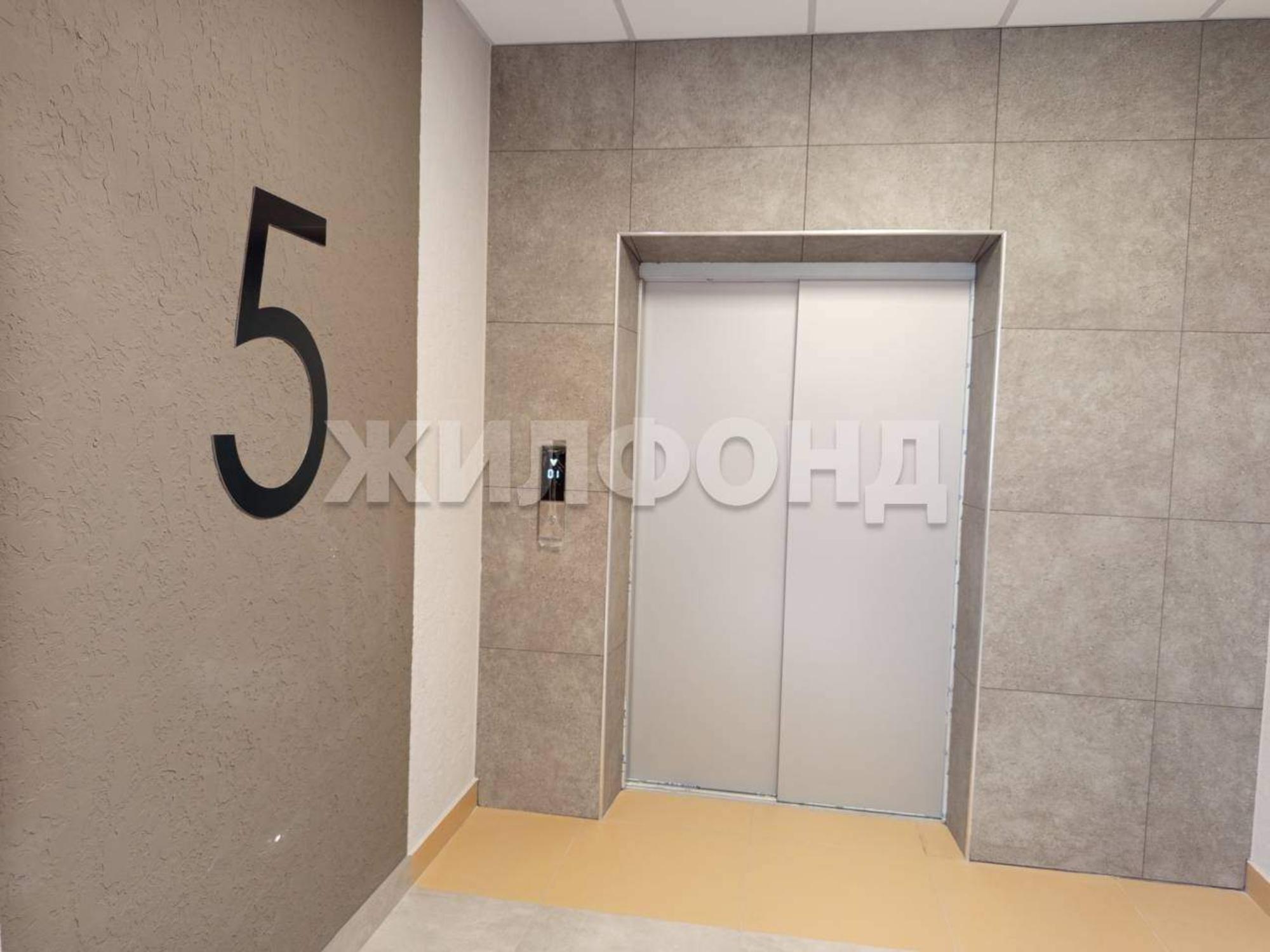 Купить студию за 4 300 000 рублей на Генерала Тихонова ул., д.14