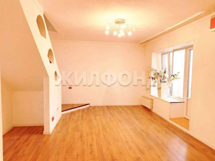 5-комн квартира Чехова ул., д.116