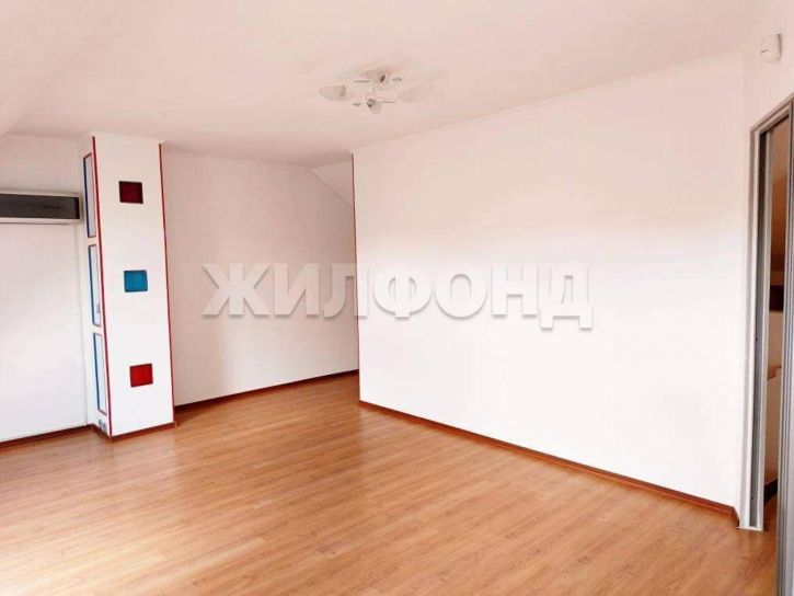 5-комн квартира Чехова ул., д.116