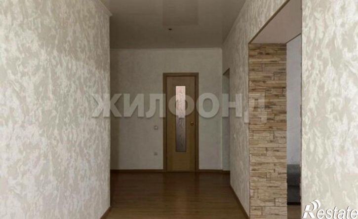 3-комн квартира улица Богдана Хмельницкого, 152,  д. 152