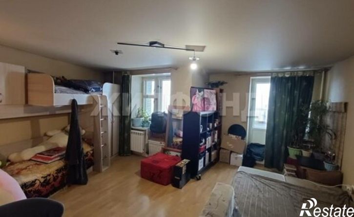 3-комн квартира улица Торосова, 17,  д. 17